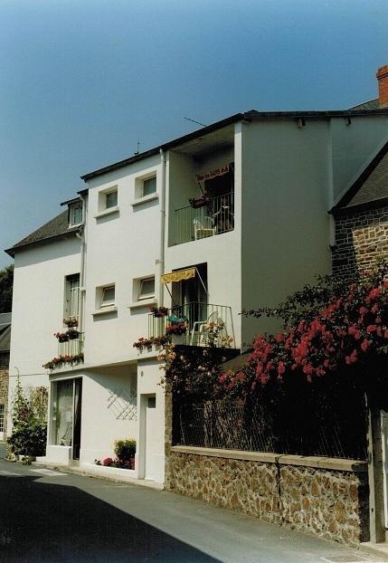 A L'Abri Des Vents Bed & Breakfast Saint Jean le Thomas Ruang foto