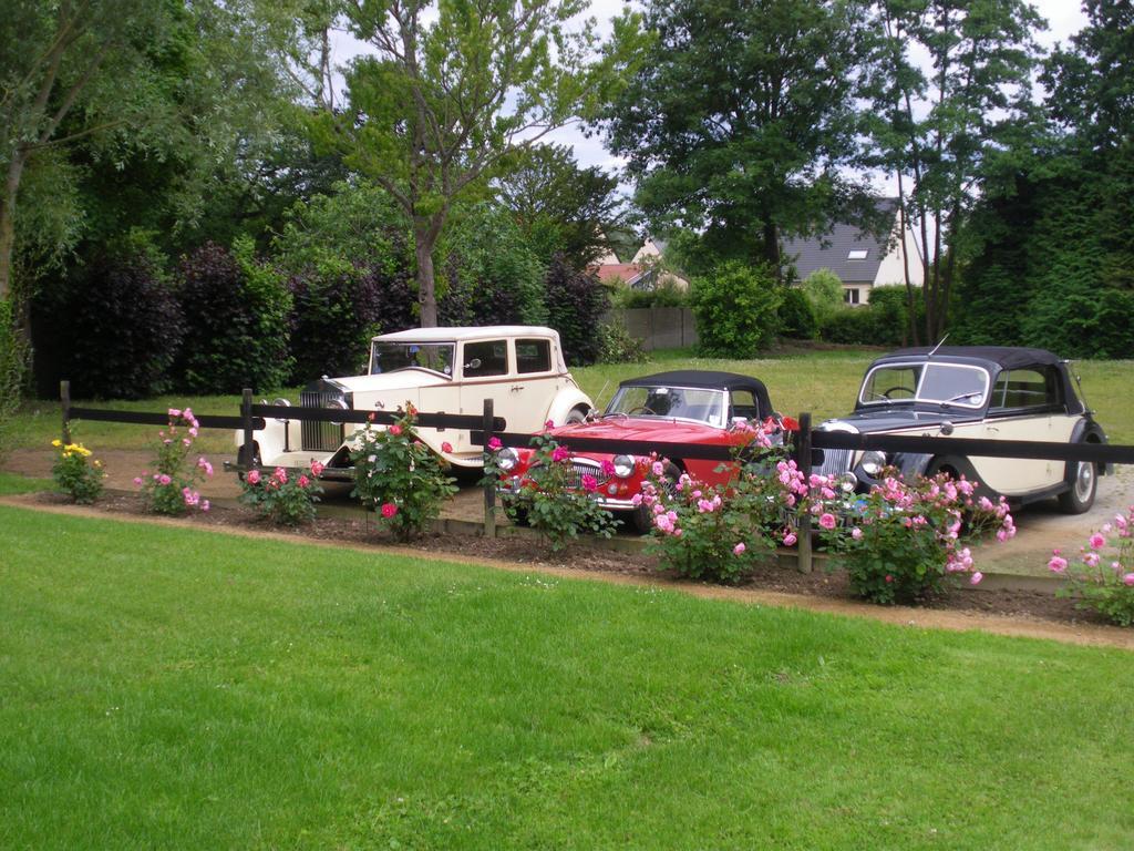 A L'Abri Des Vents Bed & Breakfast Saint Jean le Thomas Bagian luar foto